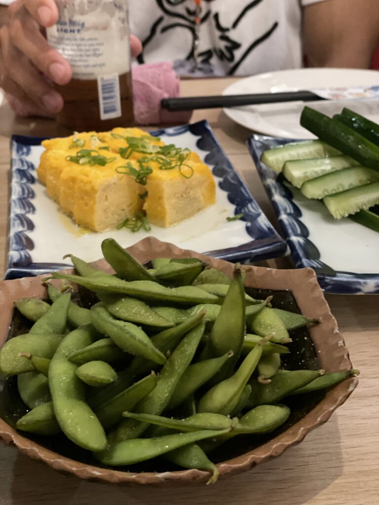 入学初日は1階の和食レストランで懇親会あり